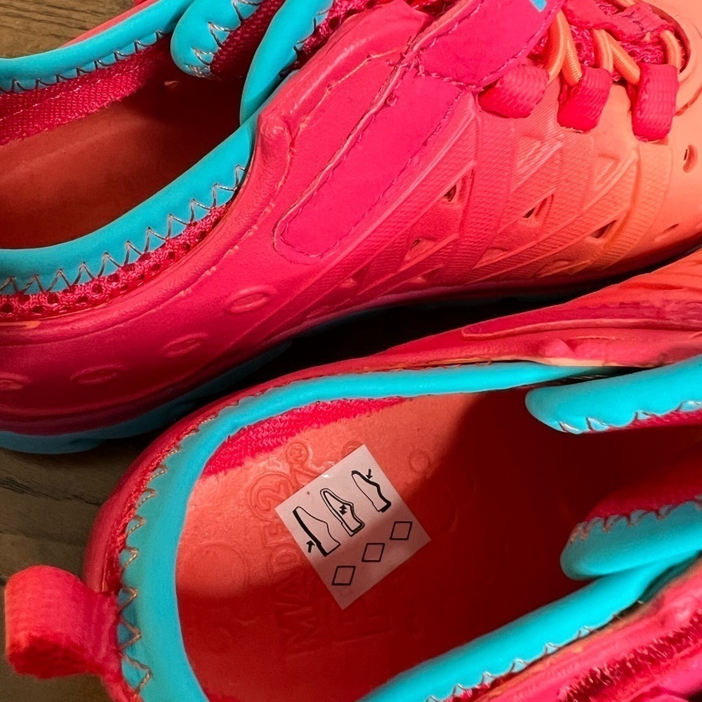 Stride Rite Kids Size 12 Orange Red Blue Play Shoes Water Shoes - Picture 5 of 11